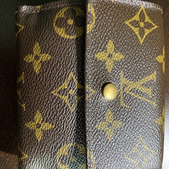 Louis Vuitton Monogram wallet